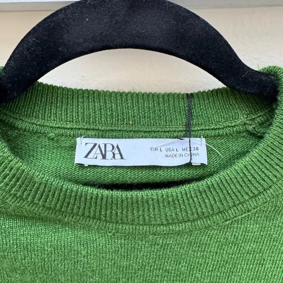 Zara cropped long sleeved sweater/top - Picture 2 of 5